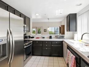 16430 Avenida Venusto D, San Diego CA 92128