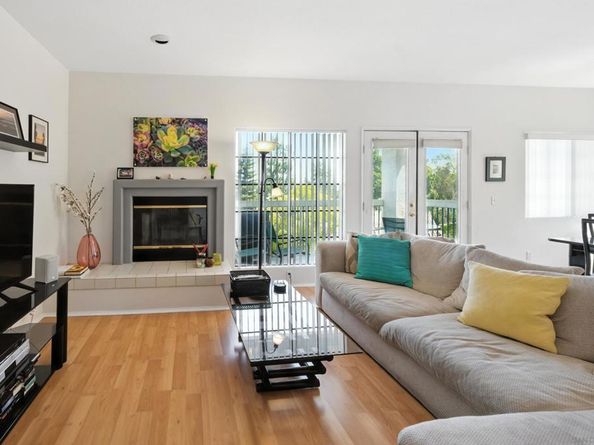 16430 Avenida Venusto D, San Diego CA 92128