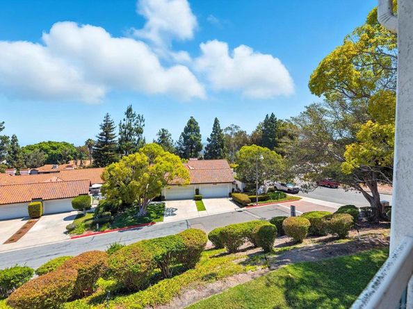 16430 Avenida Venusto D, San Diego CA 92128