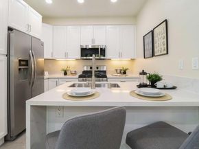 2184 Cosmo Way, San Marcos CA 92078