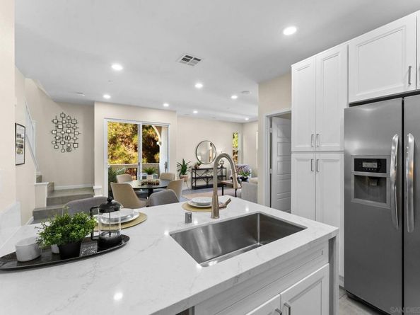 2184 Cosmo Way, San Marcos CA 92078