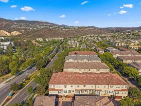 2184 Cosmo Way, San Marcos CA 92078