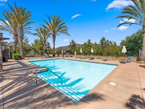 2184 Cosmo Way, San Marcos CA 92078