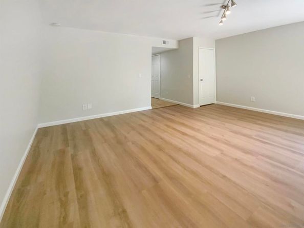 5661 Lake Park Way 4, La Mesa CA 91942