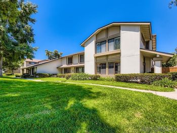 10165 Gayuba Lane