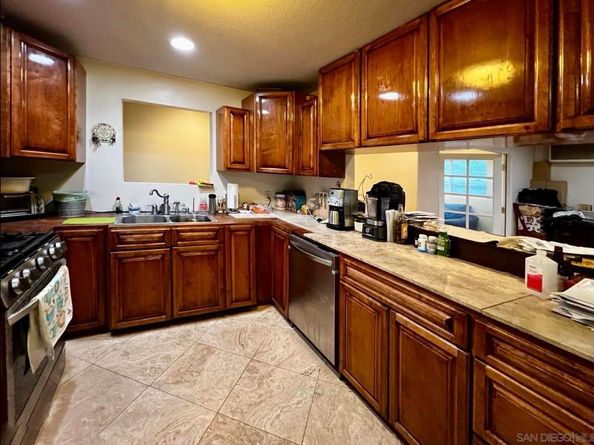 4216 Posey Place, San Diego CA 92105