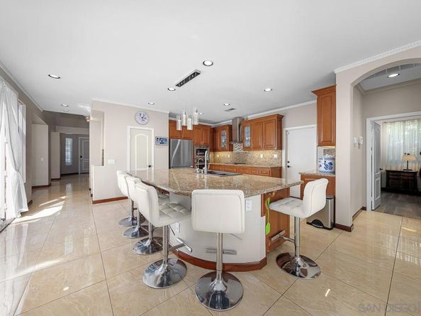 1175 Santa Olivia Rd, Chula Vista CA 91913