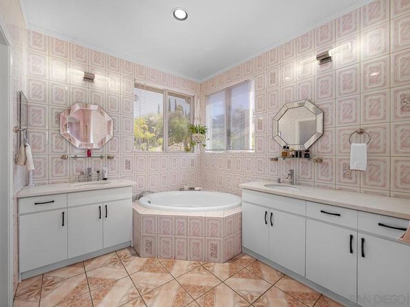1175 Santa Olivia Rd, Chula Vista CA 91913