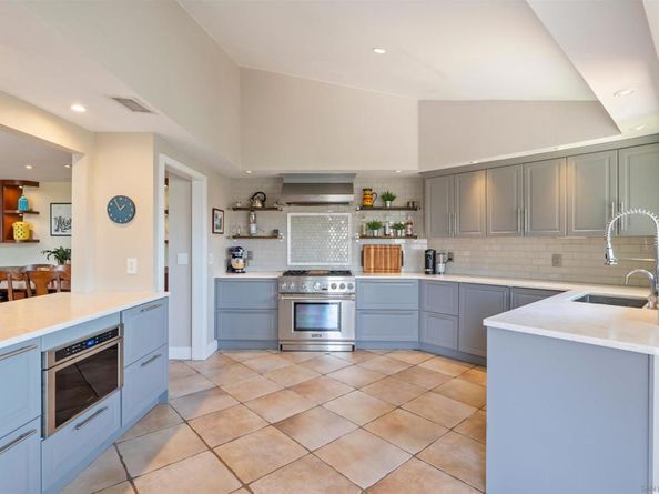 17924 Saint Andrews Dr, Poway CA 92064