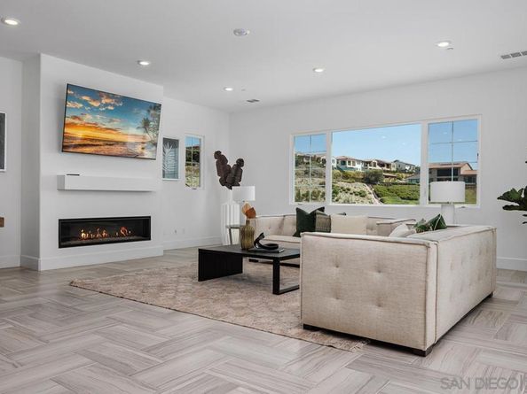 8451 Hidden Cove Way, San Diego CA 92127