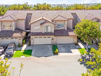 984 Palm Valley Circle
