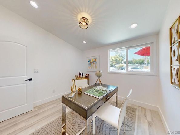 873 Towne Street, Costa Mesa CA 92627