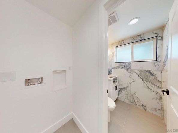 873 Towne Street, Costa Mesa CA 92627