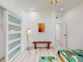 873 Towne Street, Costa Mesa CA 92627