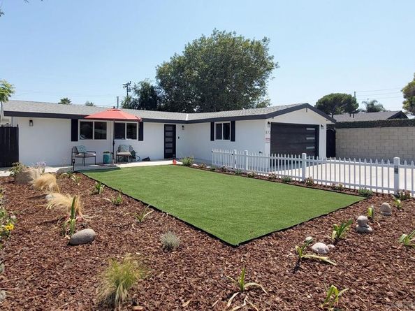 873 Towne Street, Costa Mesa CA 92627