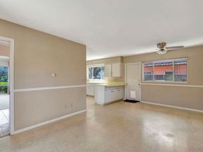 8838 La Jolla Scenic Dr N, La Jolla CA 92037