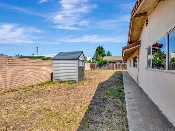 8838 La Jolla Scenic Dr N, La Jolla CA 92037