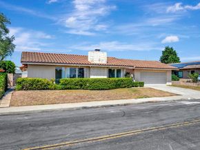 8838 La Jolla Scenic Dr N, La Jolla CA 92037