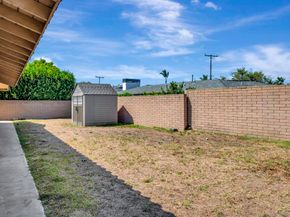 8838 La Jolla Scenic Dr N, La Jolla CA 92037