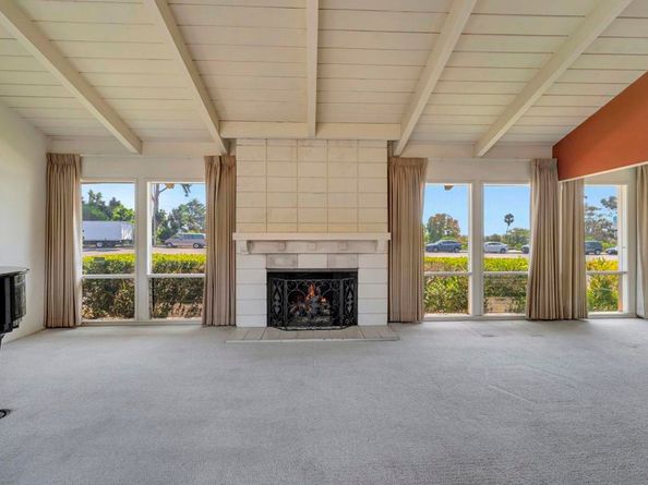 8838 La Jolla Scenic Dr N, La Jolla CA 92037