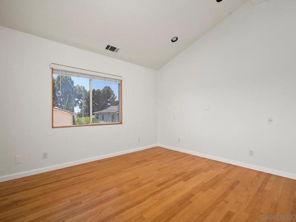 615 S Clementine St, Oceanside CA 92054