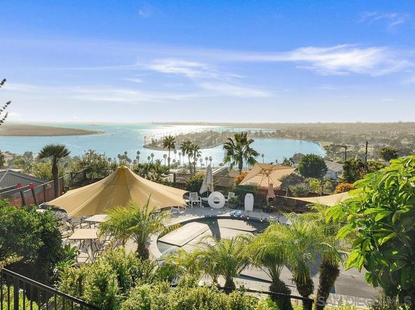 3212 Donley St, San Diego CA 92117