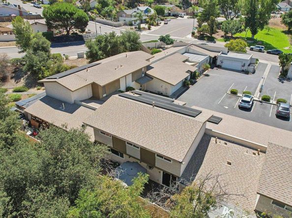 9055 Calle Lucia, Lakeside CA 92040