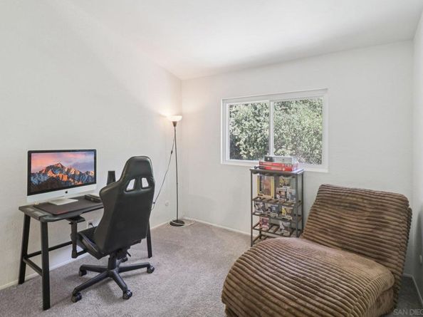 9055 Calle Lucia, Lakeside CA 92040