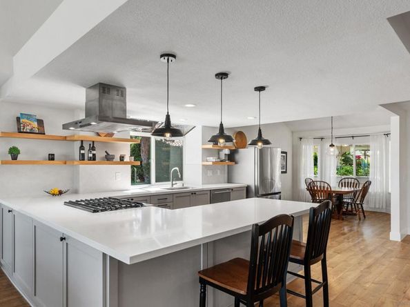 16396 Avenida Suavidad, San Diego CA 92128