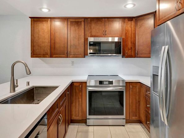 3047 Old Bridgeport Way, San Diego CA 92111