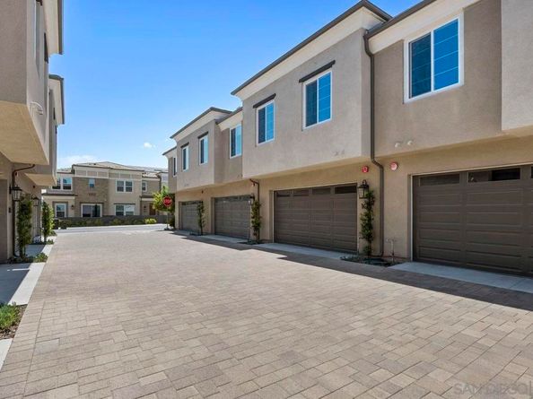 1209 Sunrise Vw 103, San Marcos CA 92078