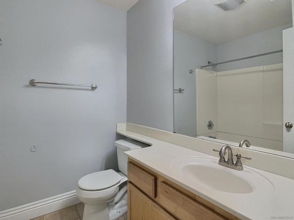 10216 Maya Linda 10, San Diego CA 92126