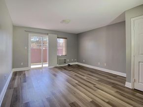 10216 Maya Linda 10, San Diego CA 92126