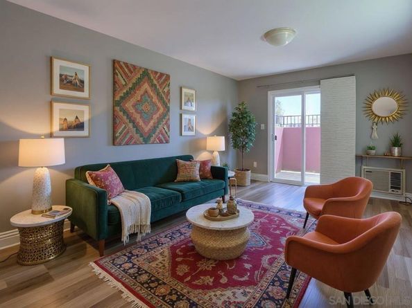 10216 Maya Linda 10, San Diego CA 92126