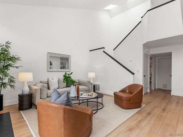 6422 Caminito Listo, San Diego CA 92111