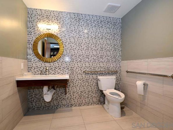 100 Harbor Drive 2404, San Diego CA 92101