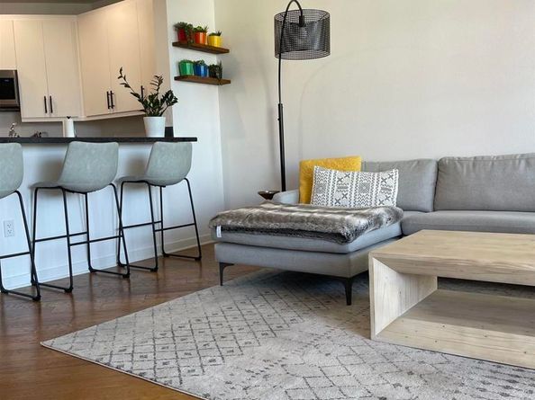 3650 5Th Ave 404, San Diego CA 92103