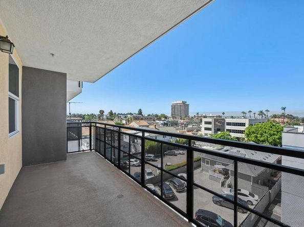 3650 5Th Ave 404, San Diego CA 92103