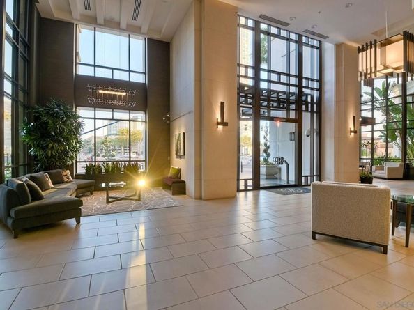 700 W Harbor Dr 1306, San Diego CA 92101