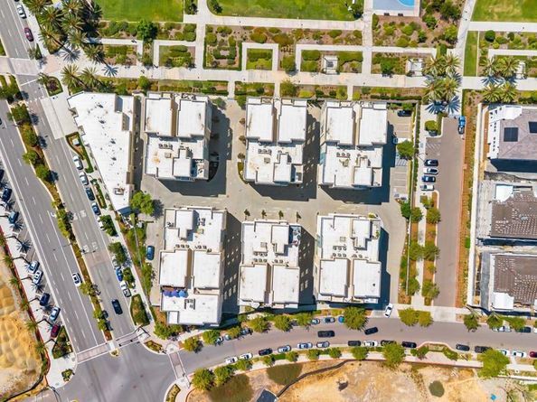 2400 Community Ln 59, San Diego CA 92108