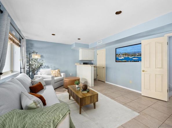 10575 Spruce Grove Ave, San Diego CA 92131