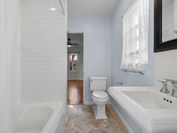 607 Arenas, La Jolla CA 92037