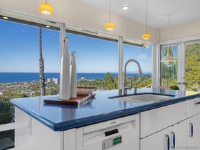 6424 El Camino Del Teatro, La Jolla CA 92037