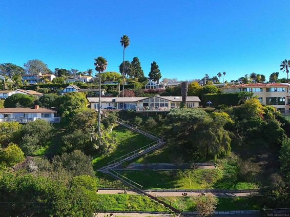 6424 El Camino Del Teatro, La Jolla CA 92037