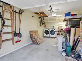 1059 Agate St A, San Diego CA 92109