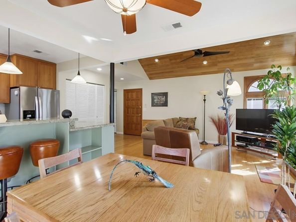 1059 Agate St A, San Diego CA 92109