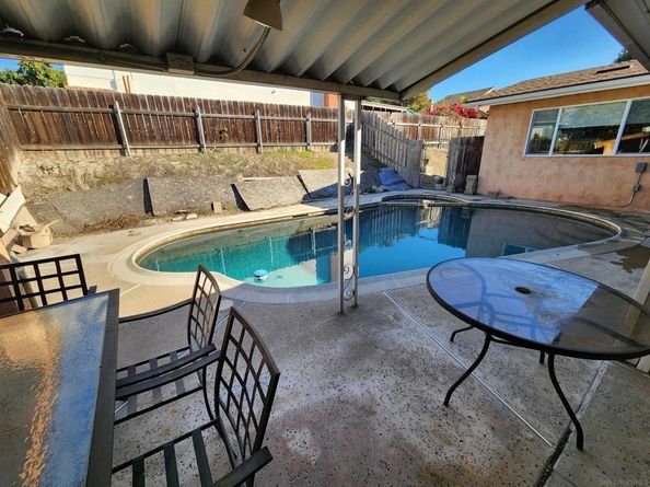 6715 Monte Verde Dr, San Diego CA 92119