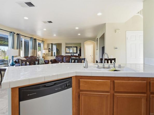 1332 Carneros Valley st, Chula Vista CA 91913