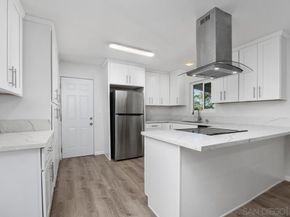 601 Corona Ct, Vista CA 92081