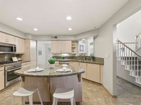 11908 Tivoli Park Row 7, San Diego CA 92128